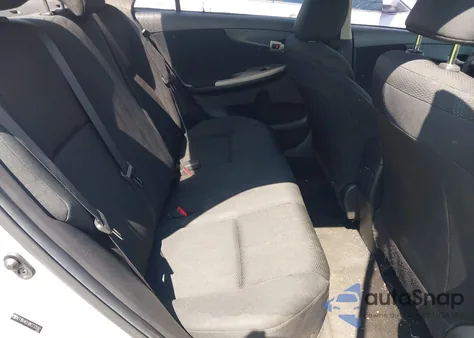 2011 Toyota Corolla S z USA, uszkodzony, nr VIN 2T1BU4EE8BC733592